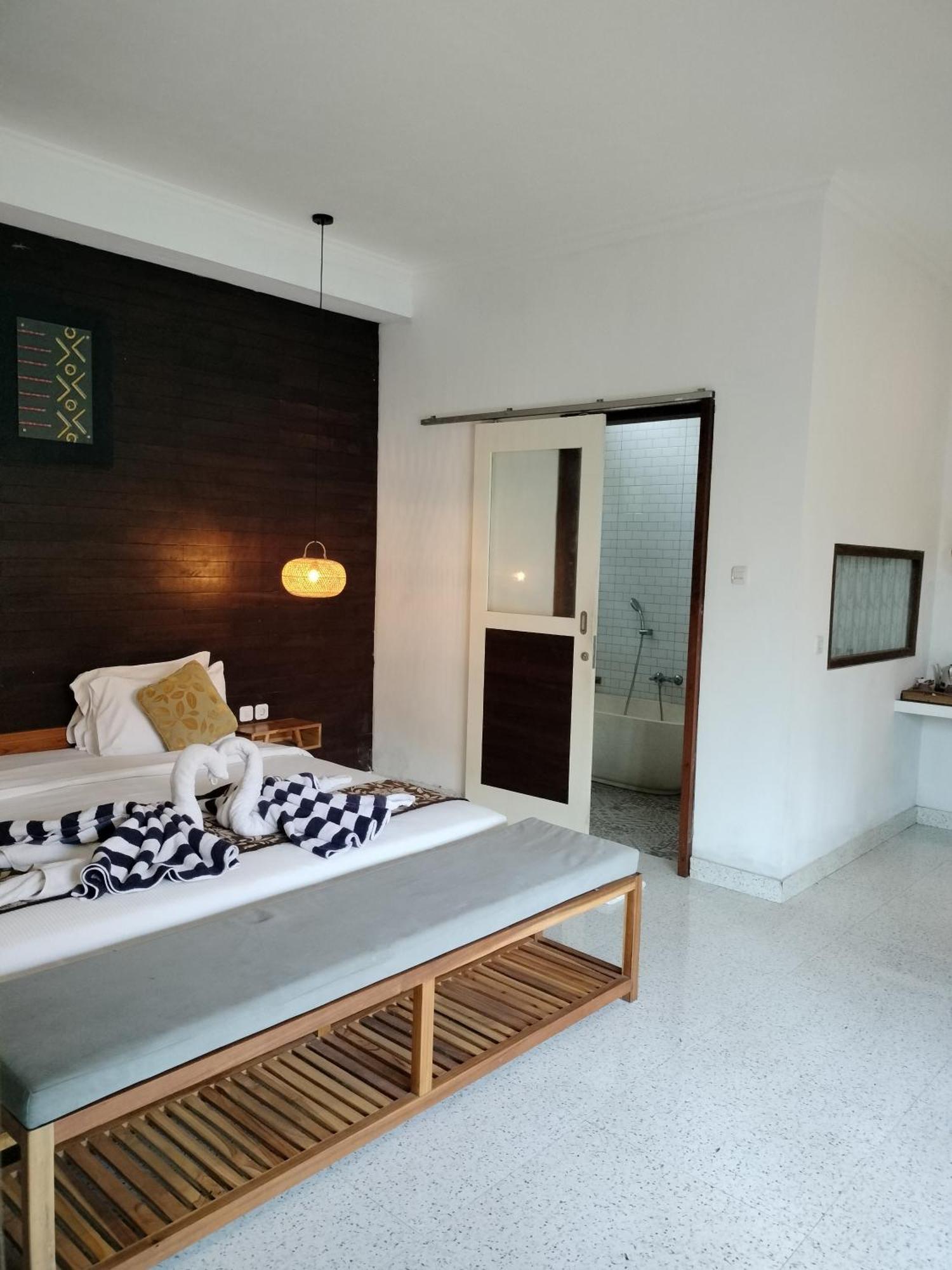 The Own Penida Cottage & Spa Ped Exterior photo